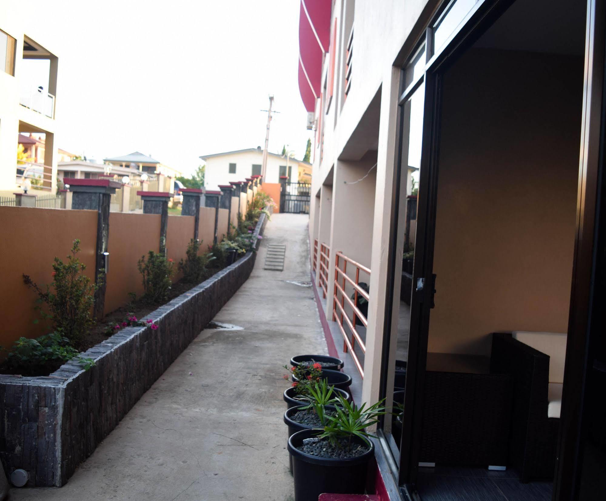 Al - Minhaj Service Apartments Nadi Exterior photo